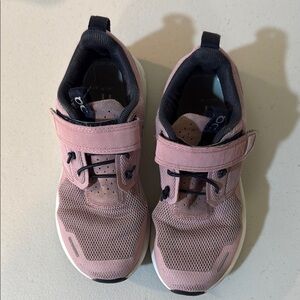 On Running Pink Sneakers with Breathable Mesh and Velcro Closure